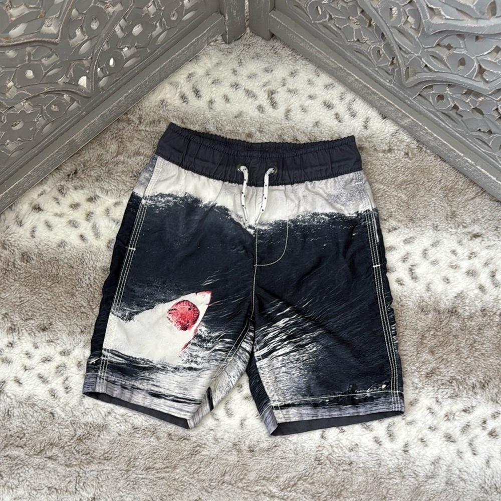 GAP Kids shark swim trunks boys XSmall beach pool party tropical California